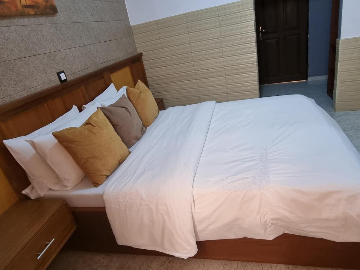 Appart'hotel Mireille Yaoundé Extérieur photo