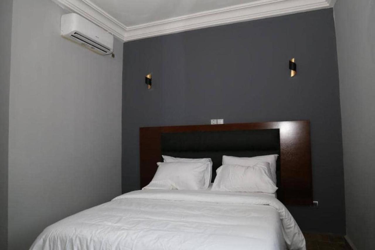 Appart'hotel Mireille Yaoundé Extérieur photo