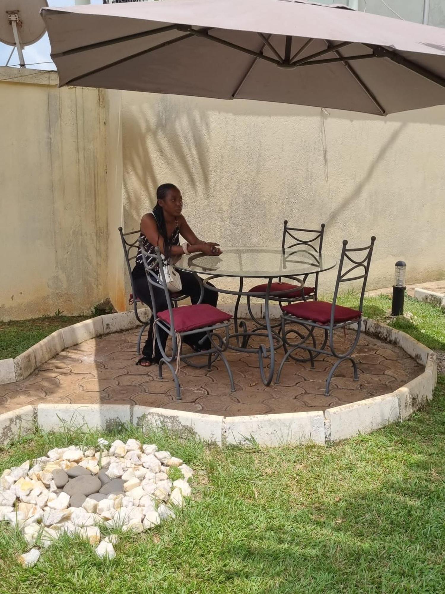 Appart'hotel Mireille Yaoundé Extérieur photo