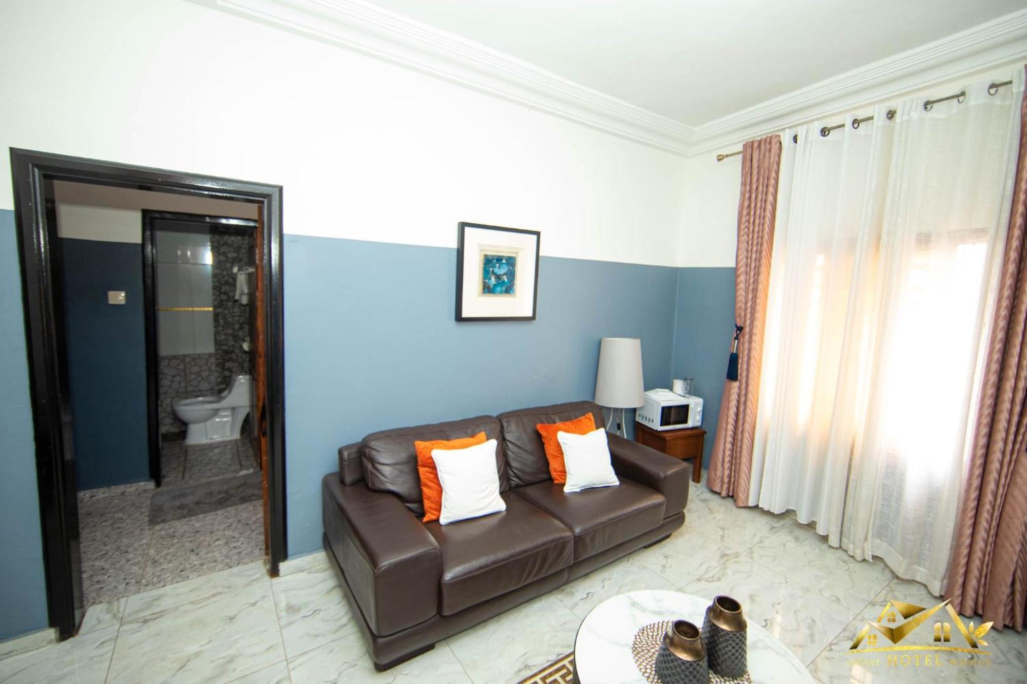 Appart'hotel Mireille Yaoundé Extérieur photo